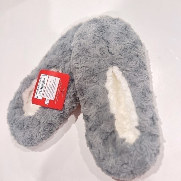 New CHARTER CLUB Faux-Fur Slipper Socks, Grey slippers size L/XL - Picture 4 of 4